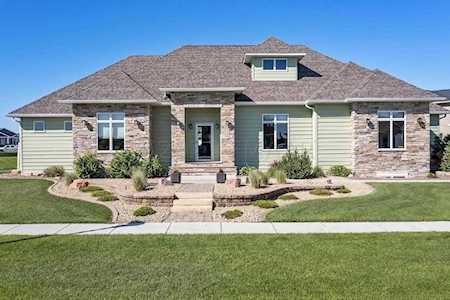 333 E 36 Ave West Fargo, ND 58078