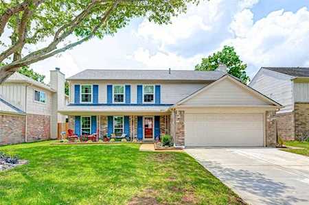 3426 Hidden Creek Dr Sugar Land, TX 77479