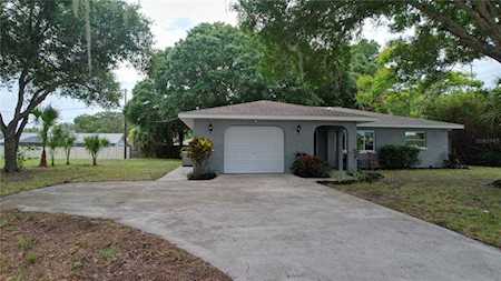 803 Old Albee Farm Rd Nokomis, FL 34275