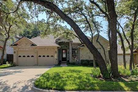 6303 Farmdale LN Austin, TX 78749