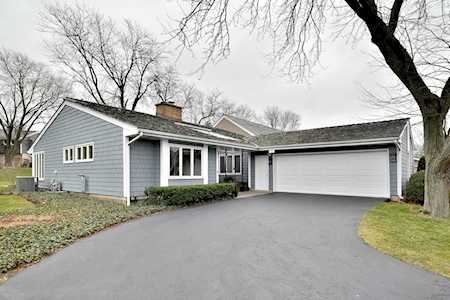 55 Briarwood Ln Oak Brook, IL 60523