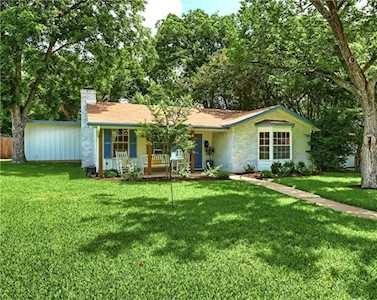 3310 S Skylark DR Austin, TX 78757