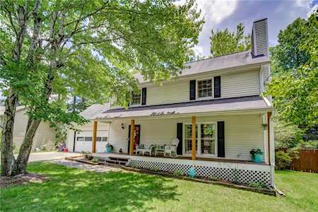 2533 Country Lake Circle Powder Springs, GA 30127