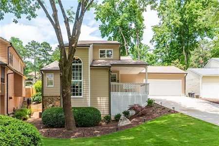 10220 Kinross Rd Roswell, GA 30076