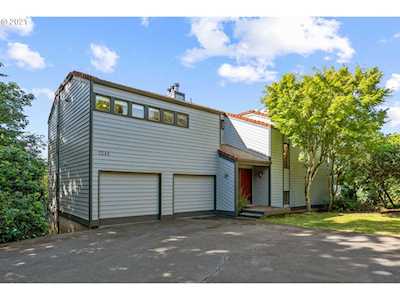 3245 Circle Crest Dr Forest Grove, OR 97116