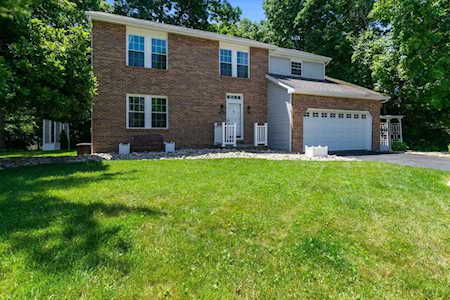1501 Buck Trail Lane Worthington, OH 43085