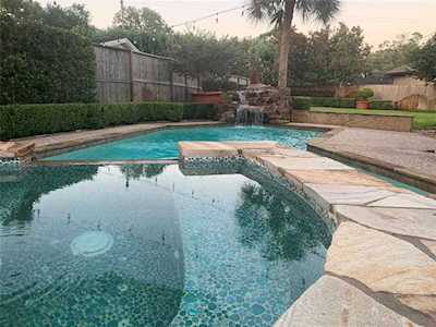 7915 Del Monte Dr Houston, TX 77063