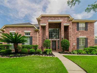 5507 Dawnchase Ct Houston, TX 77069