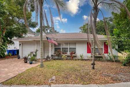 714 Bay St Dunedin, FL 34698