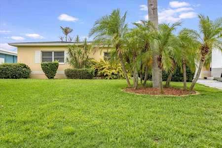 4472 31st Ave N St. Petersburg, FL 33713