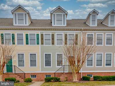 5 Village Green Dr Ocean View, DE 19970