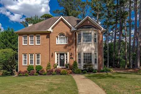 170 Lakeside Dr NW Kennesaw, GA 30144