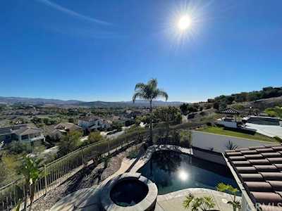 4 Calle Angelitos San Clemente, CA 92673