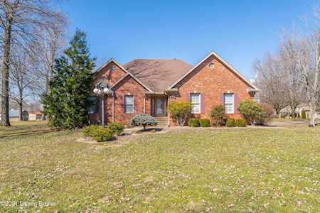 162 Mill Brook Cir Shepherdsville, KY 40165