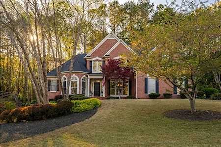 2045 Fairway Crossing Dr Woodstock, GA 30188