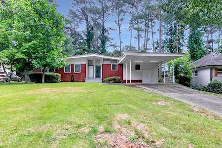 2647 Woodacres Rd Atlanta, GA 30345