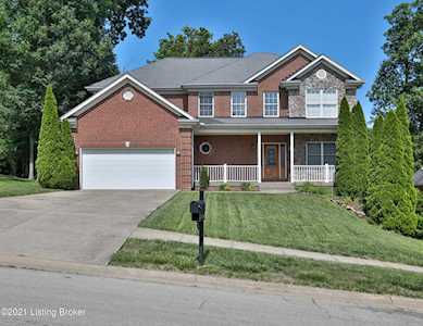 2113 Prestwick Dr La Grange, KY 40031
