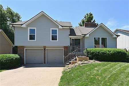 15621 W 126th Terrace Olathe, KS 66062