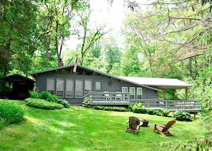 284 Tillamook Lane Hide A Way Hills, OH 43107
