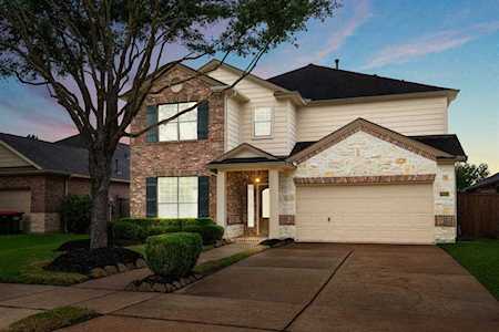 8823 Flowering Ash Crossing Katy, TX 77494