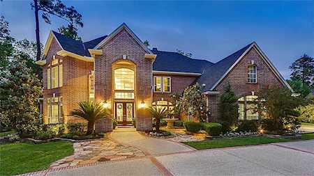 90 Batesbrooke Ct The Woodlands, TX 77381