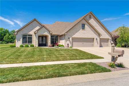 1018 White Oak Dr Plainfield, IN 46168