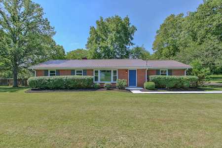 1205 Bellshire Dr Nashville, TN 37207