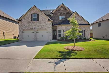 251 Misty Grove Dr Loganville, GA 30052