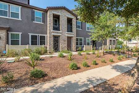 2344 E Hidalgo Avenue Phoenix, AZ 85040