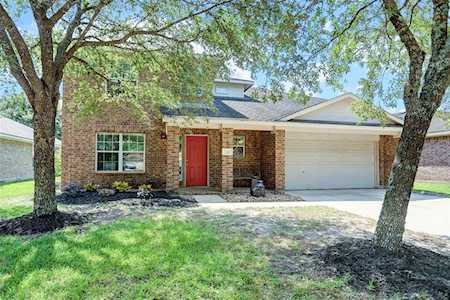 2410 Lancer Park Conroe, TX 77385