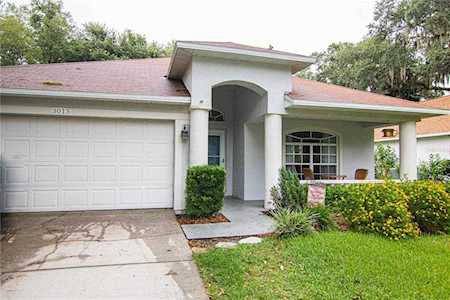 3013 Beaver Pond Trl Valrico, FL 33596