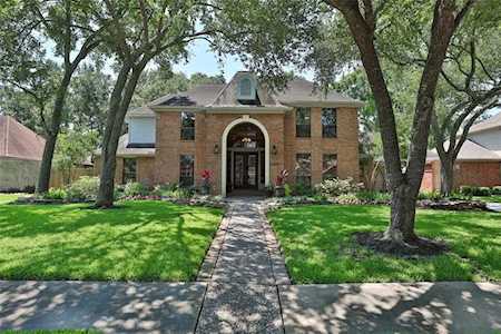 13907 Placid Woods Ct Sugar Land, TX 77498