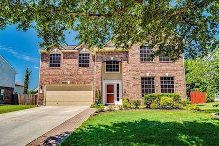 431 Camelia PKWY Kyle, TX 78640