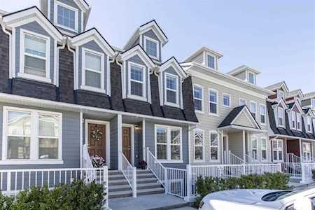 2400 Ravenswood View SE #1011 Airdrie, AB T4A 0V7