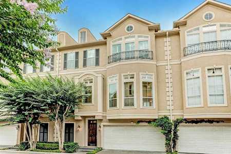 2922 Brompton Square Dr Houston, TX 77025