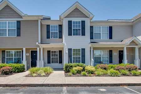 1307 Amsterdam Ct Murfreesboro, TN 37130