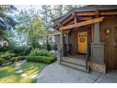 3352 SW Fairmount Ln Portland, OR 97239
