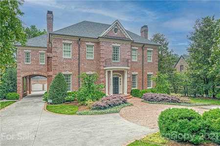 3725 Arborway Rd Charlotte, NC 28211