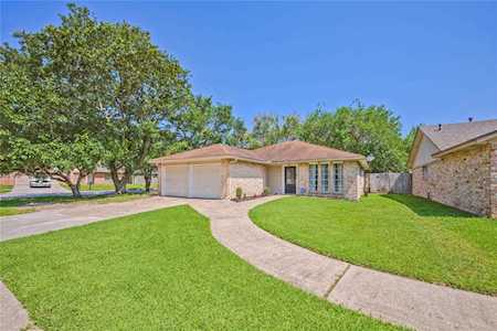 5403 Dove Forest Ln Humble, TX 77346