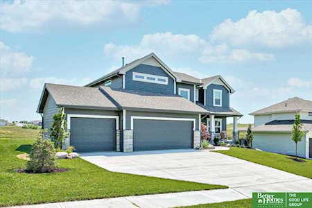 18809 Pinehurst Ave Omaha, NE 68136