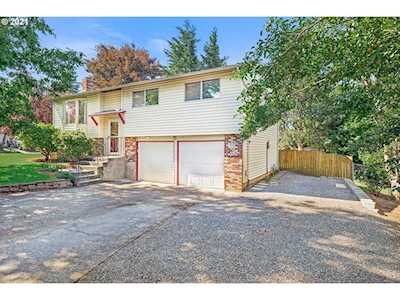 1105 SW Harvest Pl Troutdale, OR 97060