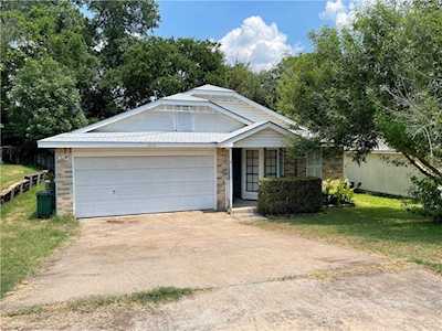 12031 Rotherham DR Austin, TX 78753