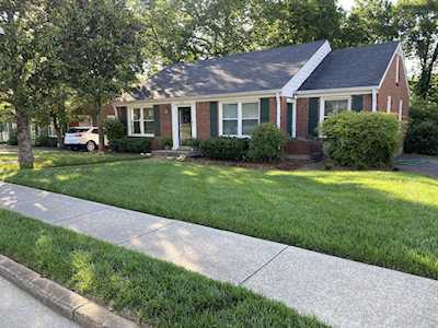 5531 Knob Rd Nashville, TN 37209