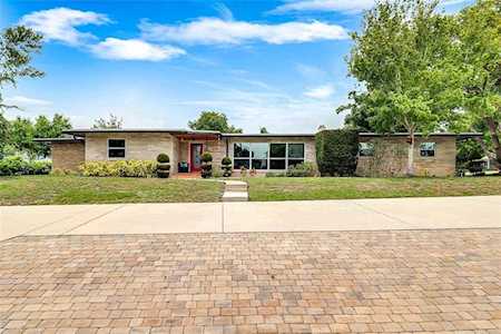 1201 W Lake Otis Dr SE Winter Haven, FL 33880