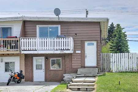 6101 Penbrooke Dr Calgary, AB T2A 3P2