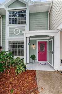 925 Hamilton Ct Palm Harbor, FL 34683