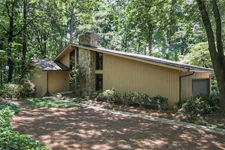 95 Cliffcreek Trace Sandy Springs, GA 30350