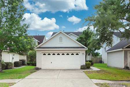 7410 Rabbitt Ridge Missouri City, TX 77459