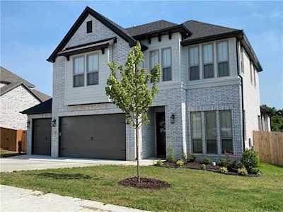 1413 Cannon Ln Cave Springs, AR 72718