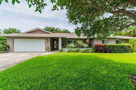 117 14th St Belleair Beach, FL 33786